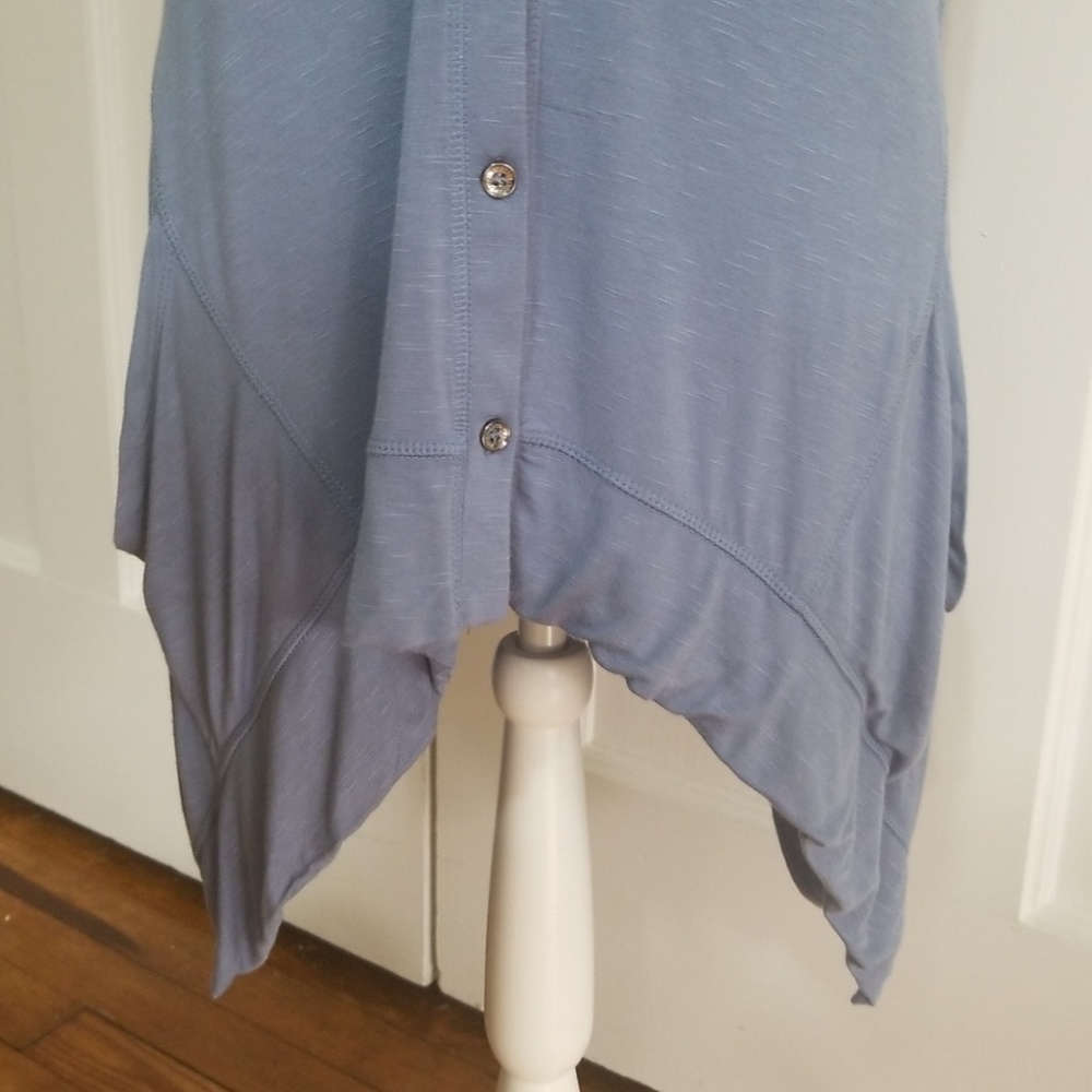 LOGO Vest by Lori Goldstein - Picture 3 of 7